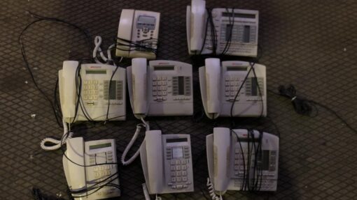 Lotto 8 telefoni fissi