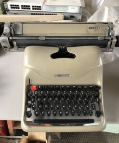 Macchina da scrivere Olivetti LEXIKON 80
